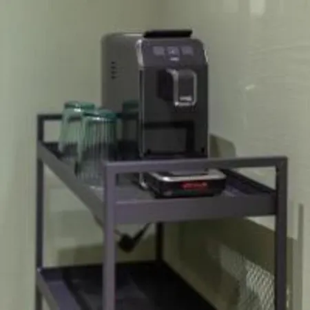 Bed & Breakfast Block 3*